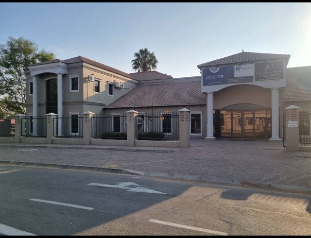 780M² BUSINESS FOR SALE IN BO-DORP